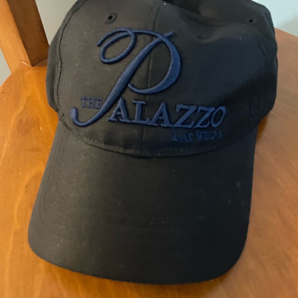 Black Palazzo Las Vegas Cap